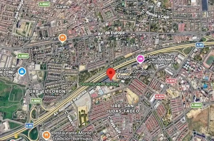Business premises for sale in Avenida de la República Argentina, imagen 5