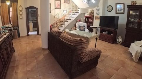 Foto 2 de Casa adosada en venta en Gabriel Garcia Marquez, Brenes, Sevilla