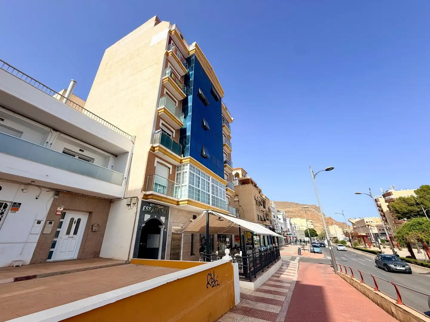 Vista exterior de Ático en venta en Roquetas de Mar con Aire acondicionado, Calefacción y Terraza
