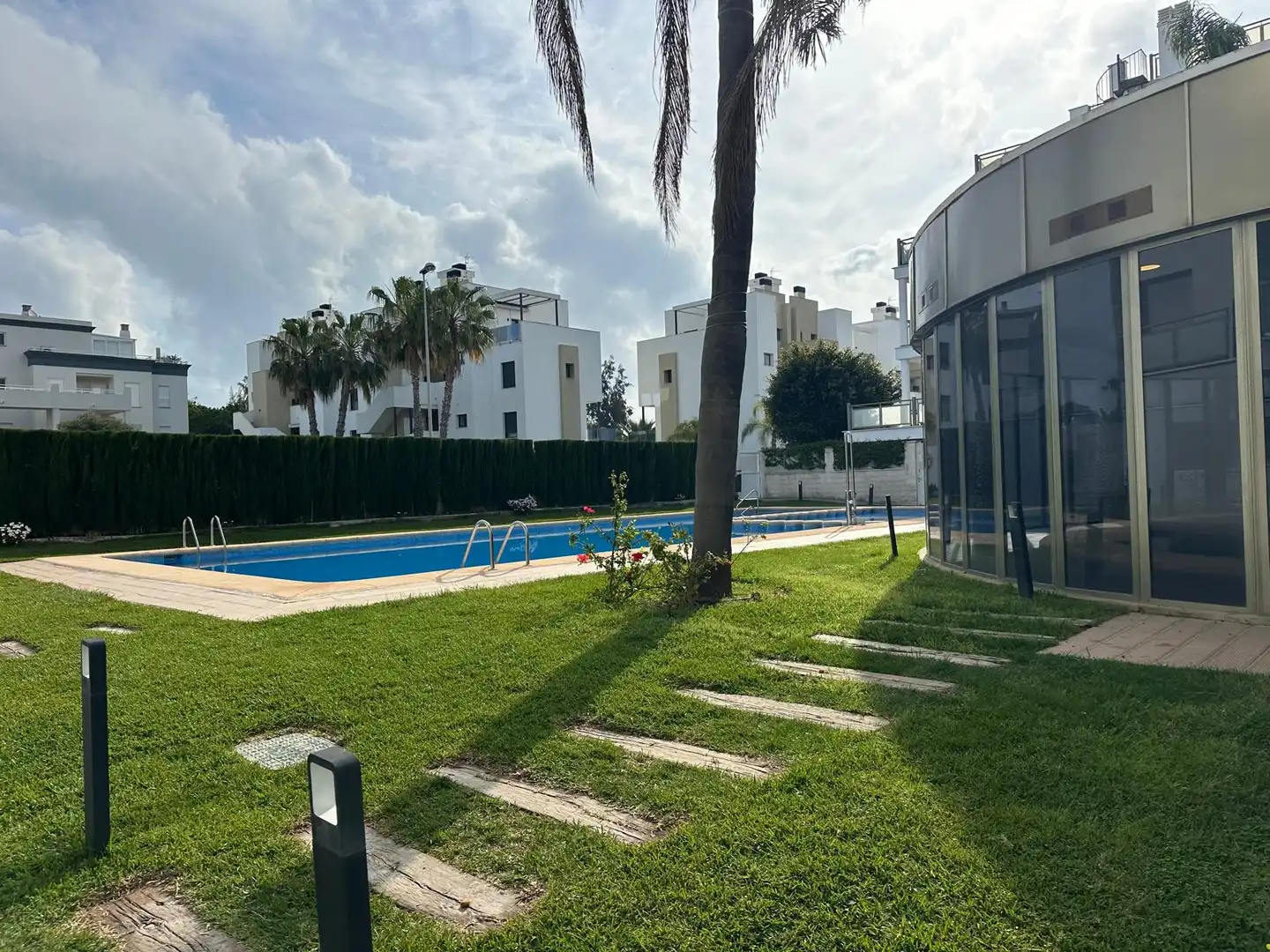 Piso de alquiler en Avenida Matisse, Oliva Nova