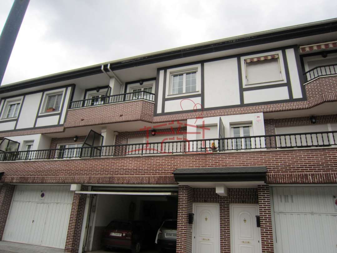 Exterior view of Single-family semi-detached for sale in Durango  with Heating and Terrace