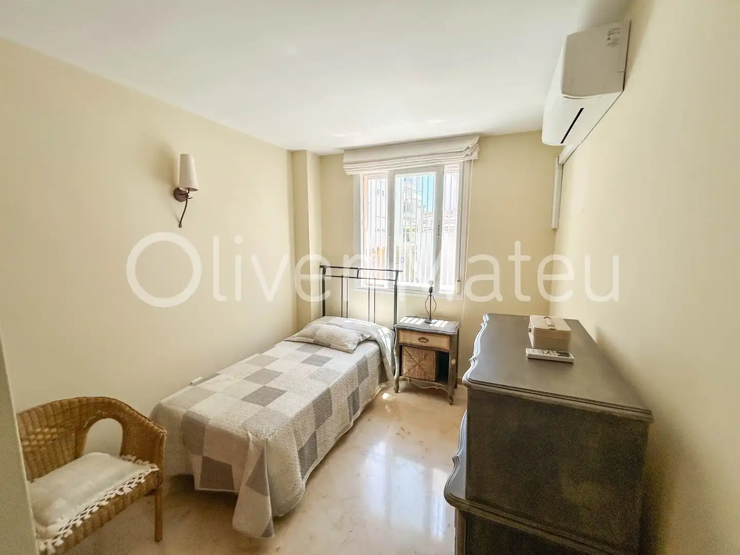 Schlafzimmer von Einfamilien-Reihenhaus zum Verkauf in  Palma de Mallorca mit Klimaanlage, Heizung und Terrasse