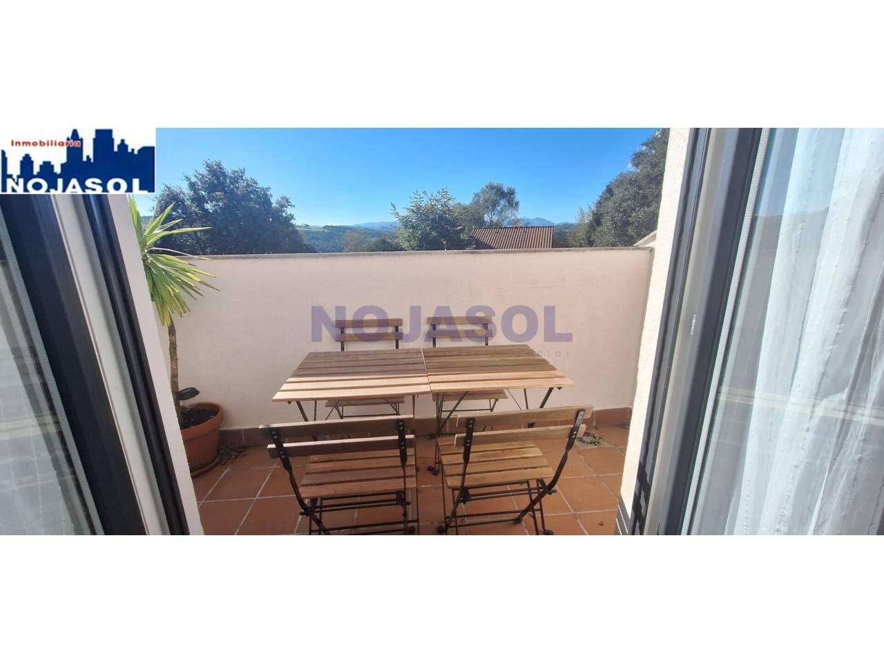 Terrassa de Apartament de lloguer en Meruelo amb Parquet, Terrassa i Moblat