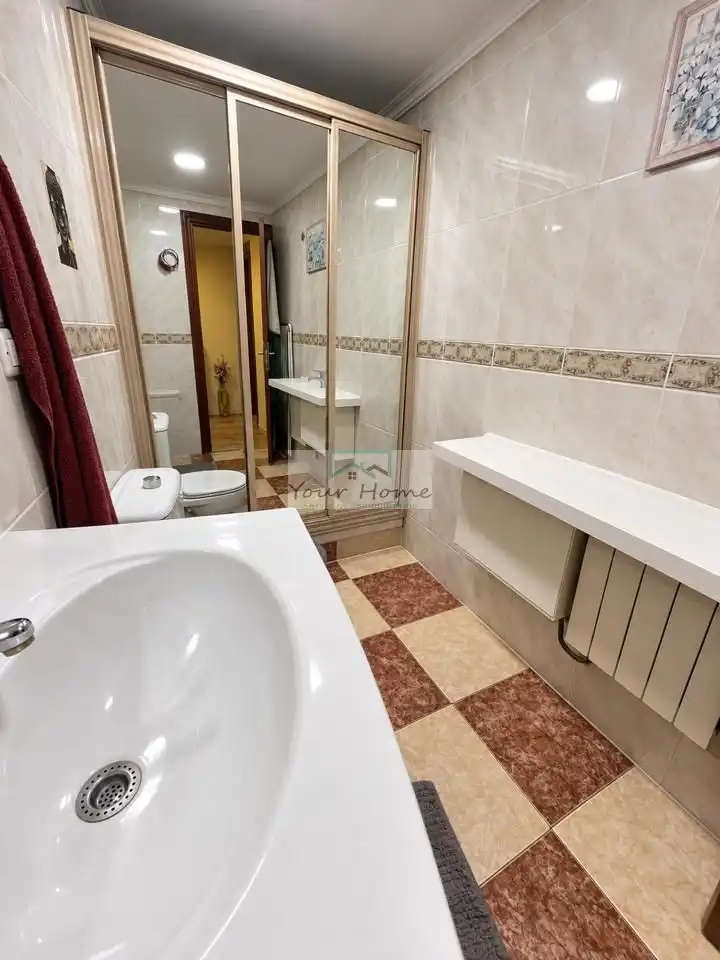 Piso con ascensor en venta en Calle de la Libertad, imagen 6