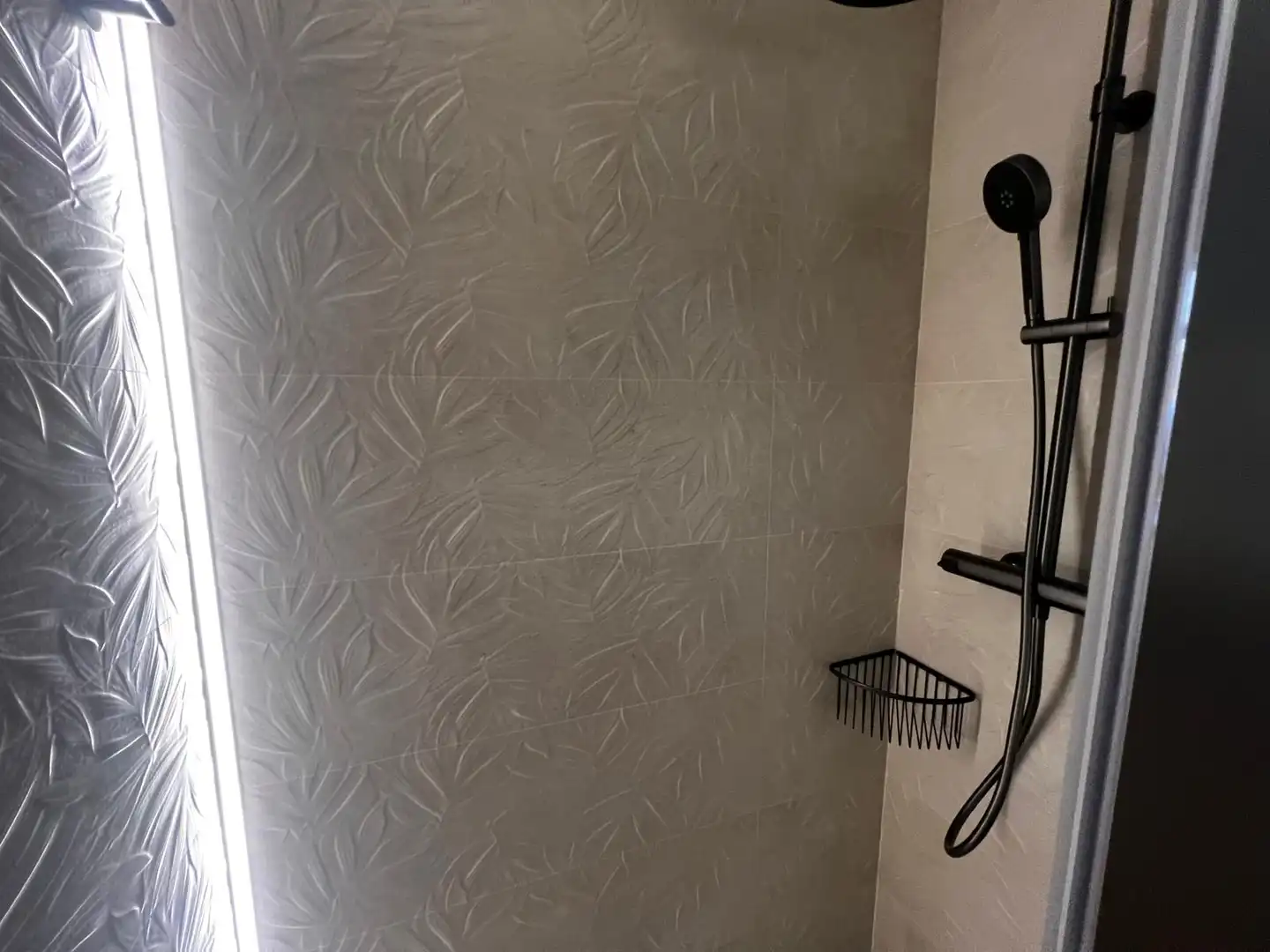 Badezimmer von Loft zur Miete in Burgos mit Heizung und Möbliert