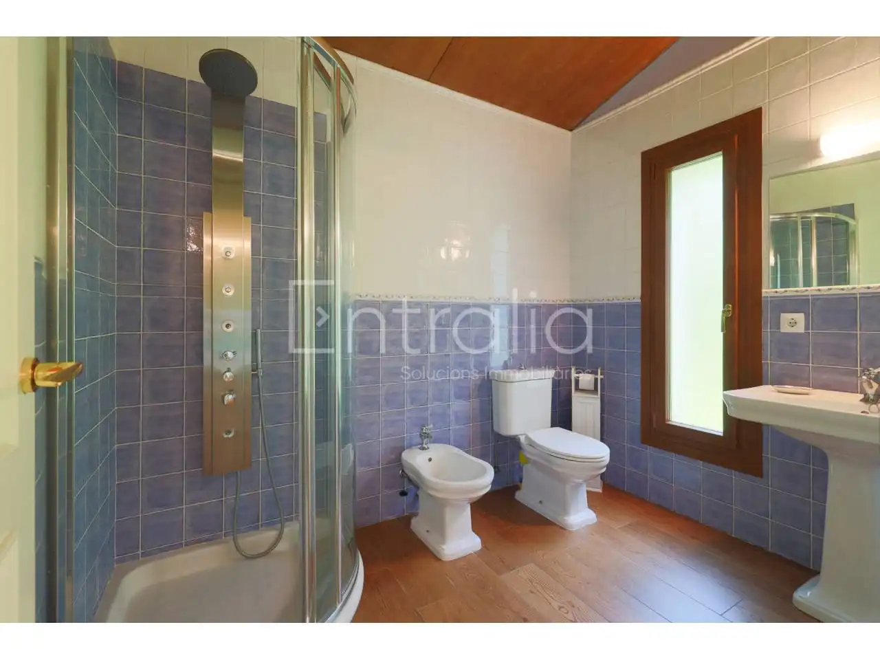 Bathroom of Houses for sale in Cervià de Ter  with Air Conditioner, Heating and Private garden