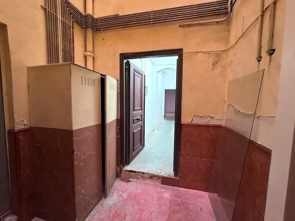 Local de alquiler en Carrer de Milà i Fontanals, Vila de Gràcia