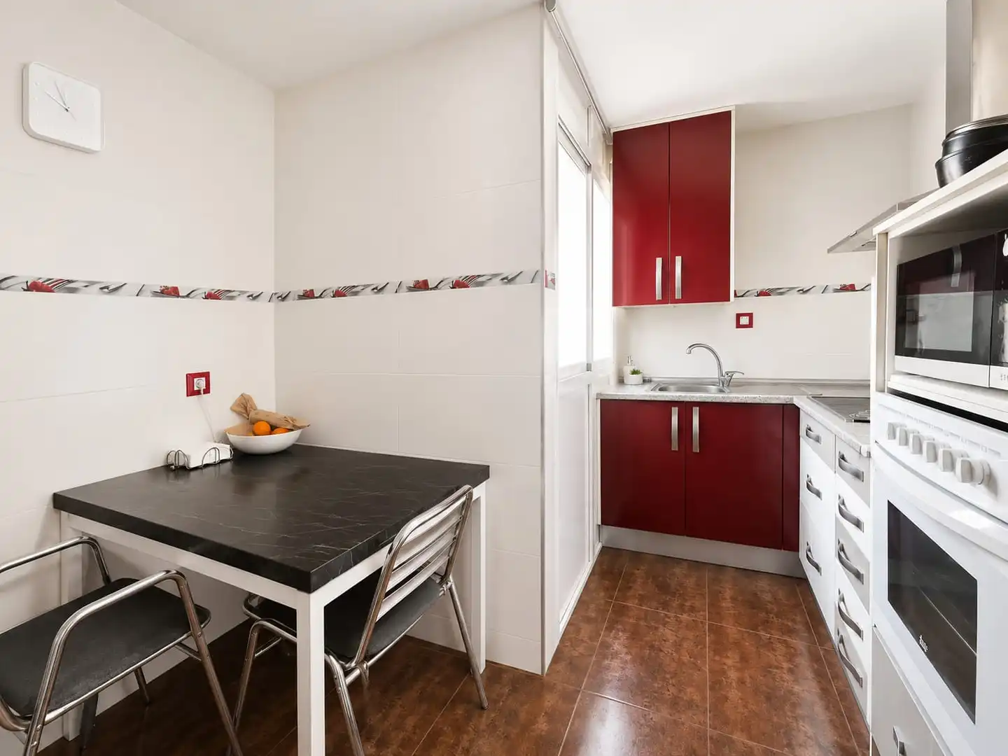 Flat for sale in Reyes