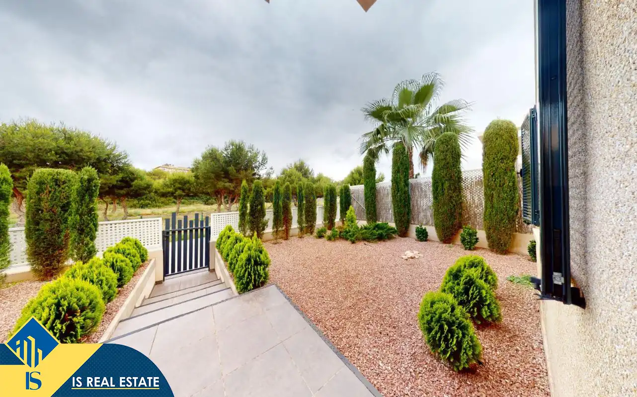 Terrassa de Casa o xalet de lloguer en Orihuela amb Aire condicionat, Calefacció i Jardí privat