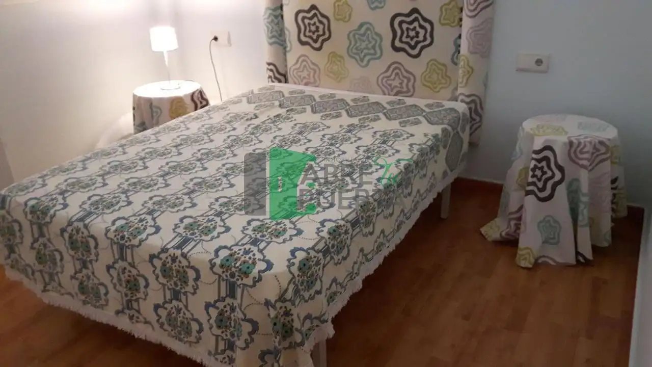 Dormitori de Planta baixa en venda en Ourense Capital  amb Calefacció i Traster