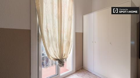Photo 3 of Flat to share in El Camp de l'Arpa del Clot, Barcelona