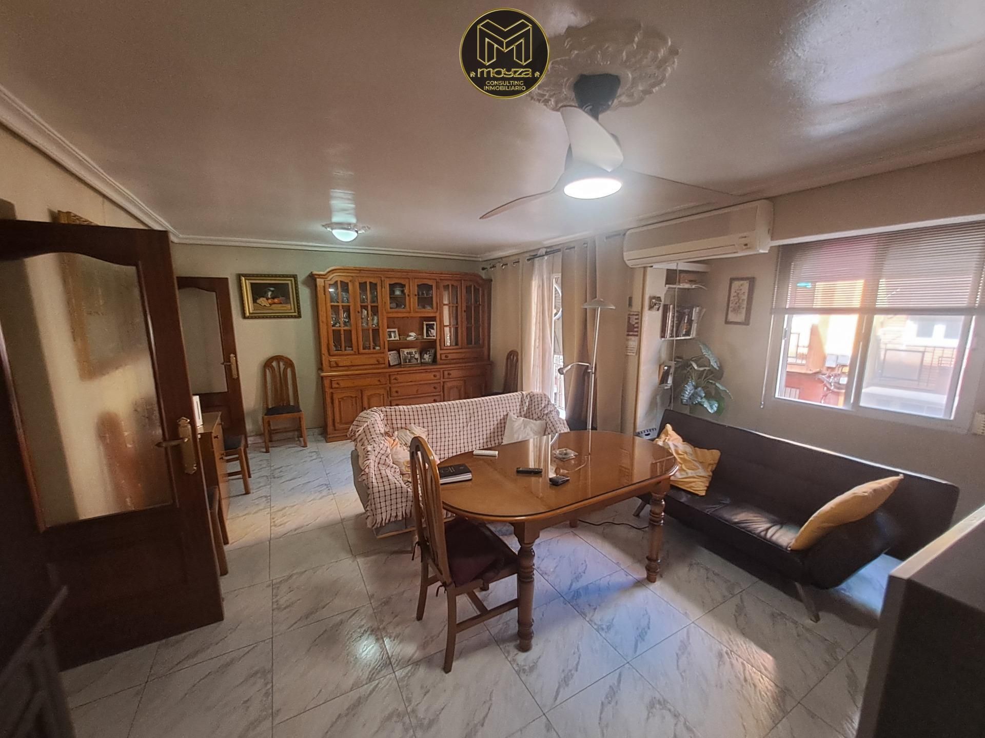Flat for sale in  Jaén Capital  with Air Conditioner and Balcony