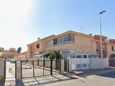 Adosado con jardín en venta en Calle Manuel Vera Espinosa 3