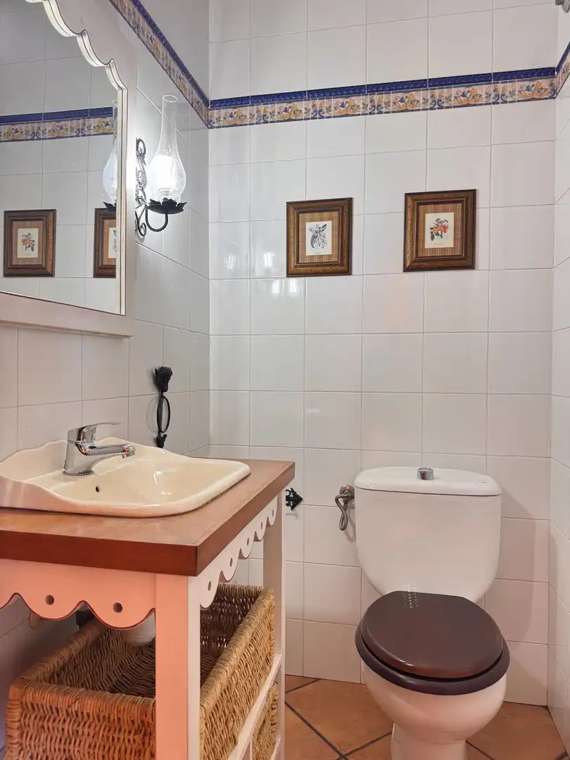 Bany de Casa adosada en venda en Roquetas de Mar amb Aire condicionat, Terrassa i Traster