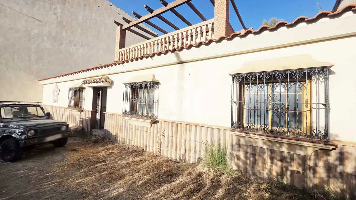 Außenansicht von Haus oder Chalet zum Verkauf in Arenas mit Terrasse