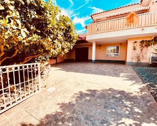 Exterior view of Single-family semi-detached for sale in Águilas  with Air Conditioner, Terrace and Balcony