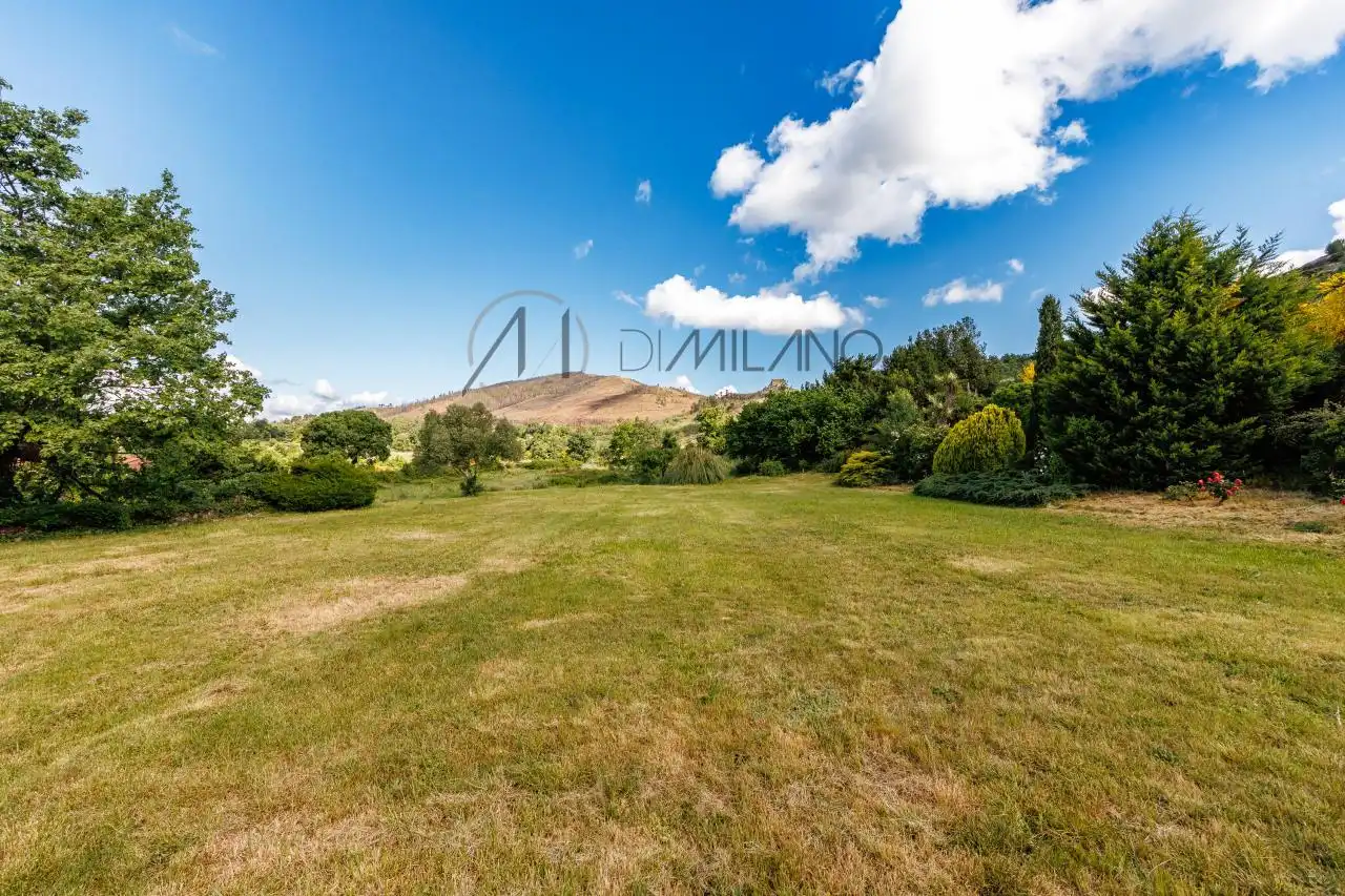 Finca rústica en venta en Verín con Calefacción, Jardín privado y Parquet