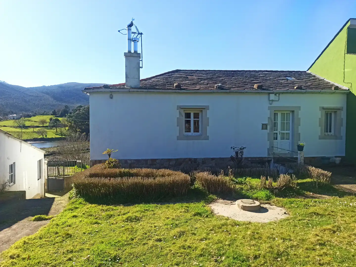 Exterior view of Houses for sale in Viveiro  with Private garden, Furnished and Oven