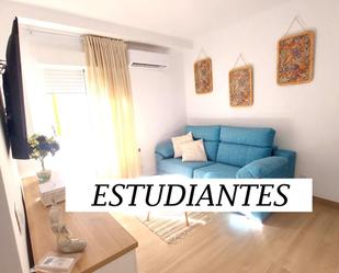 Bedroom of Flat to share in  Sevilla Capital