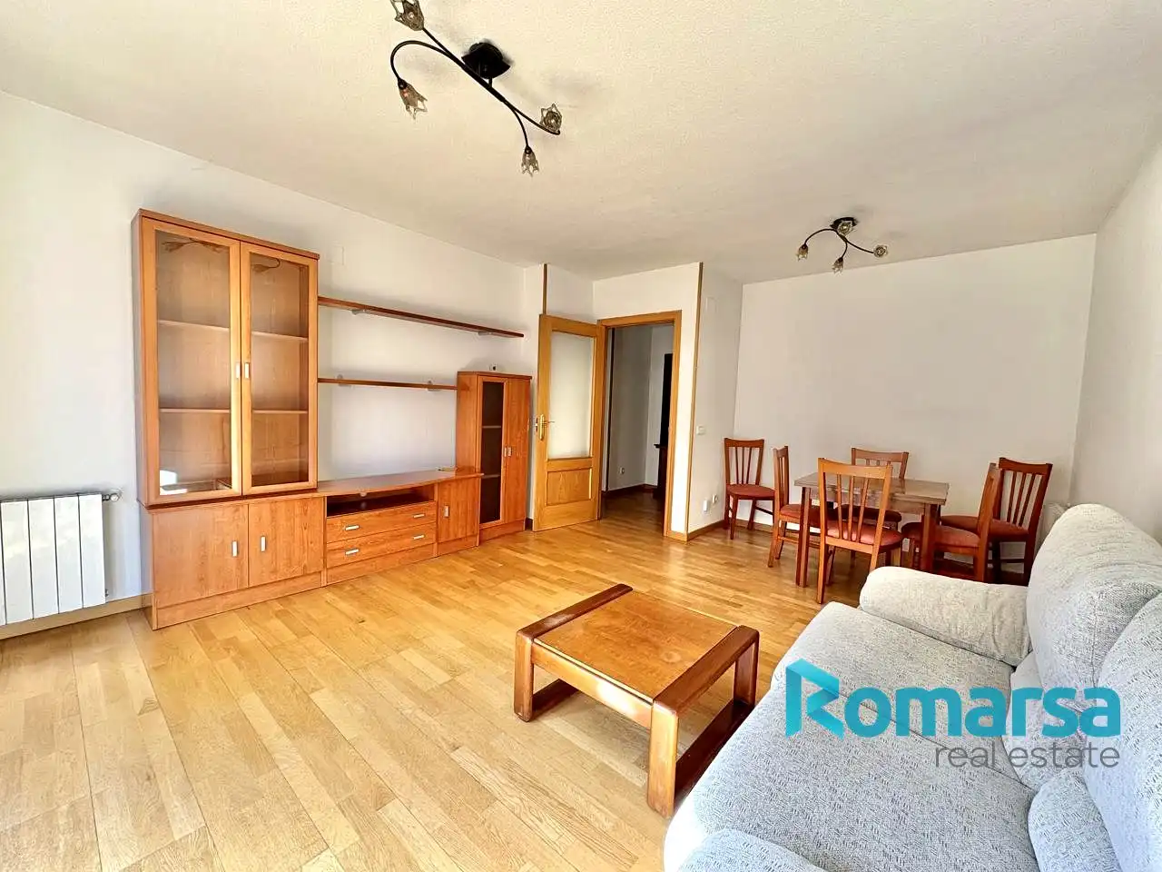 Sala d'estar de Pis en venda en Ávila amb Calefacció, Terrassa i Moblat