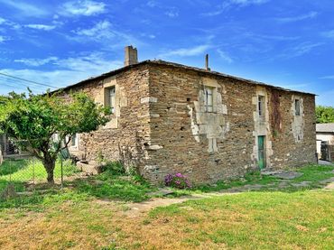 Haus mit Garten zum Verkauf in Lugar Santalla