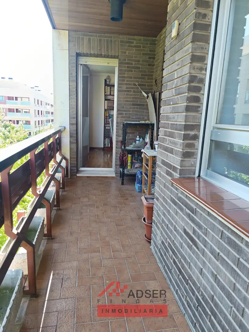 Terraza de Piso en venta en  Logroño con Calefacción, Parquet y Terraza