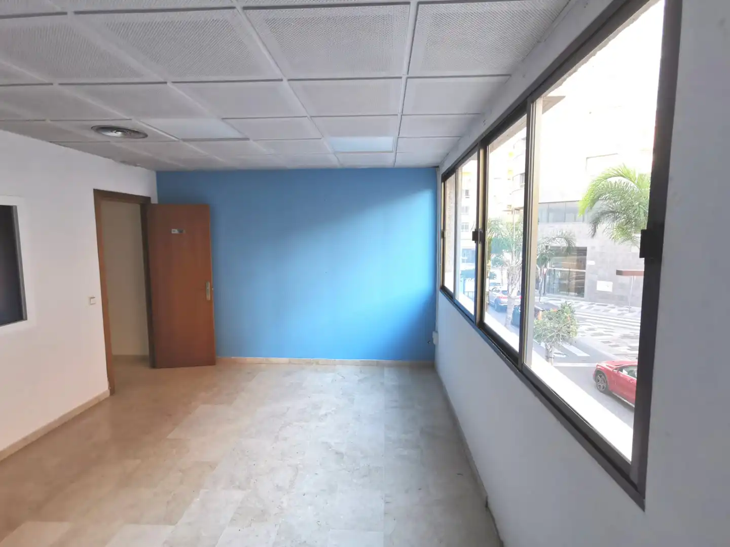Office space with lift for sale in Calle Lobero 12, imagen 2
