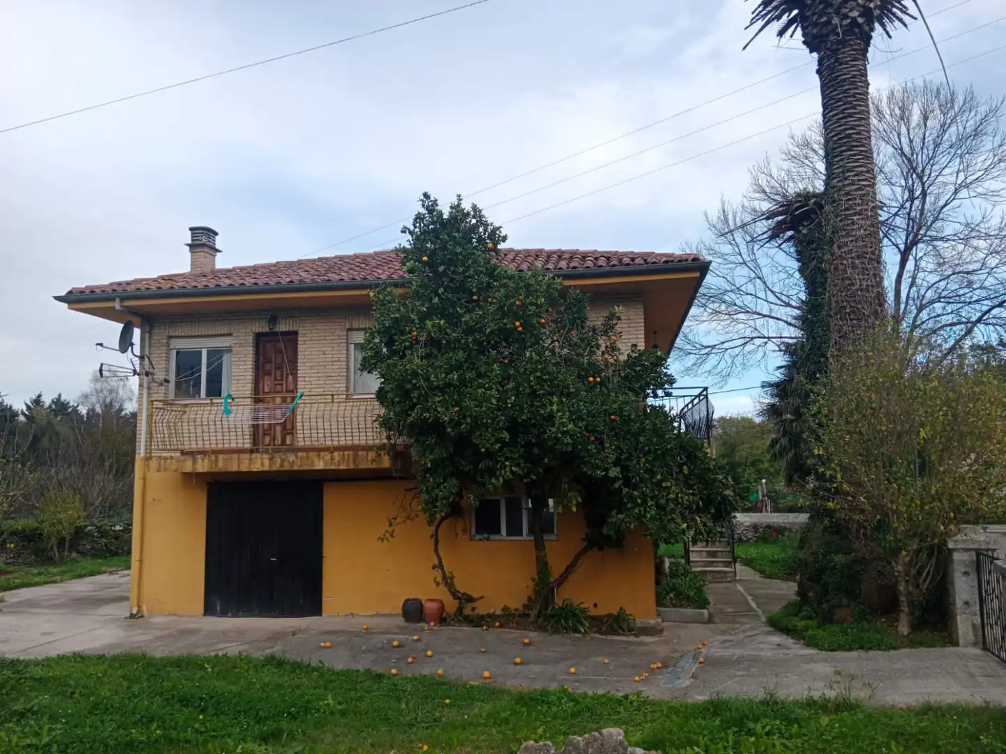 Vista exterior de Casa o chalet en venta en Hazas de Cesto con Jardín privado, Trastero y Amueblado