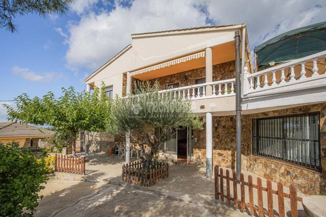 Casa-chalet en Venta en Can Gonteres