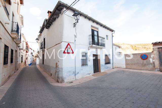 Casa-chalet en Venta en Alcaraz