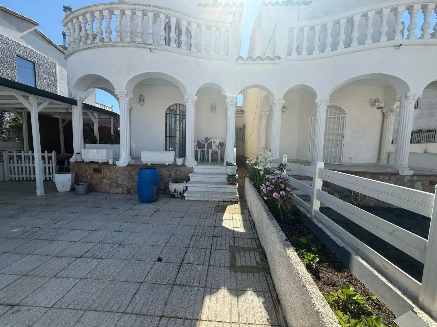 Jardí de Casa o xalet en venda en Empuriabrava amb Aire condicionat, Calefacció i Jardí privat