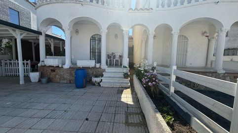 Foto 2 de Casa o xalet en venda a Carrer Montgrí, Montgrí, Empuriabrava