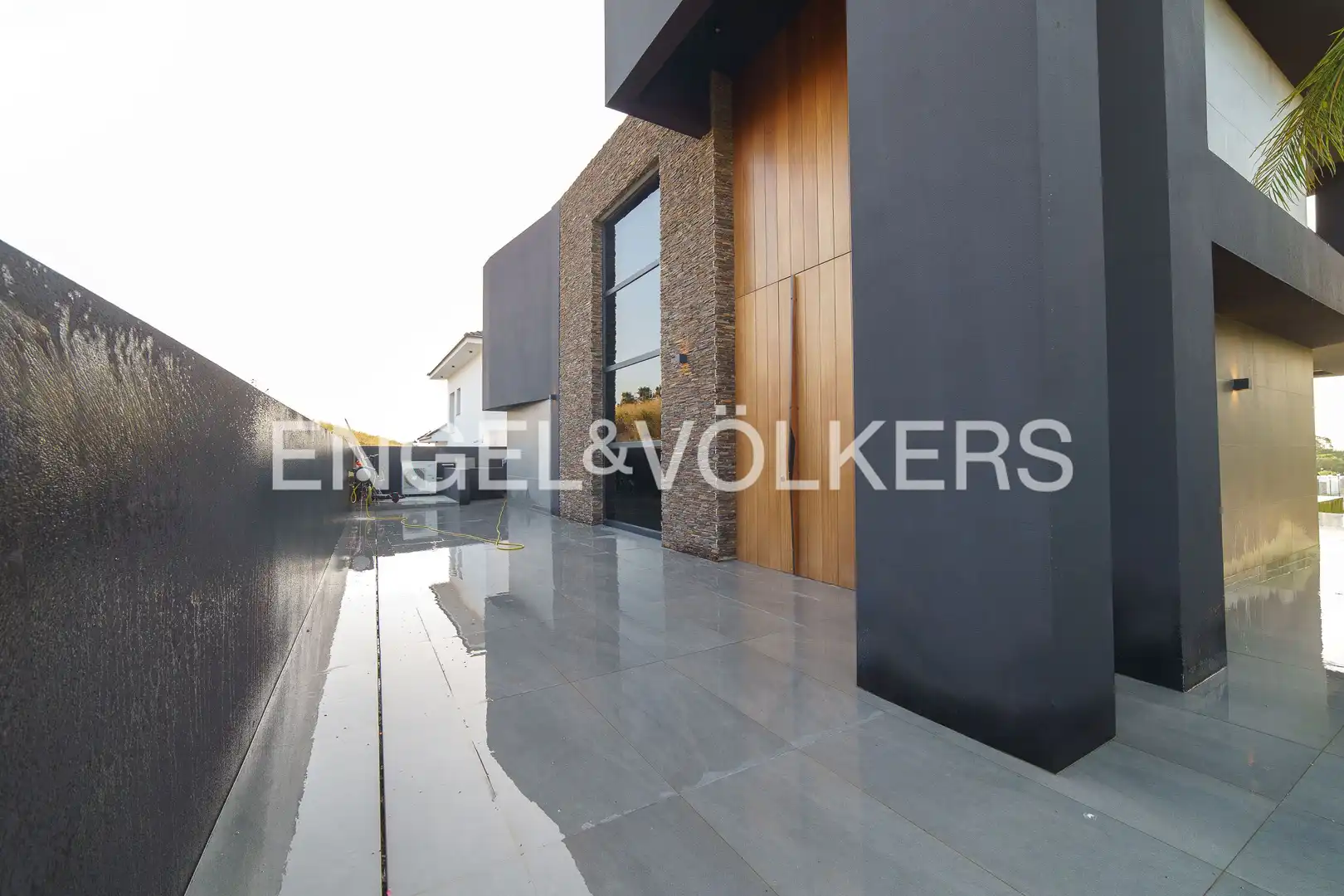 Vista exterior de Casa o chalet en venta en Sanlúcar de Barrameda con Aire acondicionado, Calefacción y Jardín privado