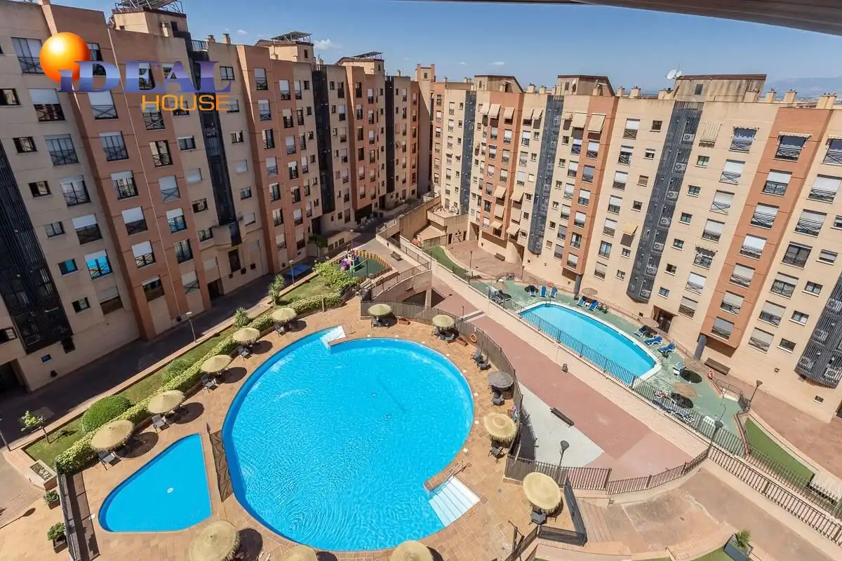 Flat with terrace for sale in Chana