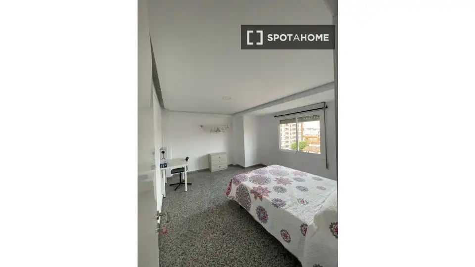 Schlafzimmer von Wohnung zur untervermieten in Sagunto / Sagunt mit Klimaanlage und Terrasse