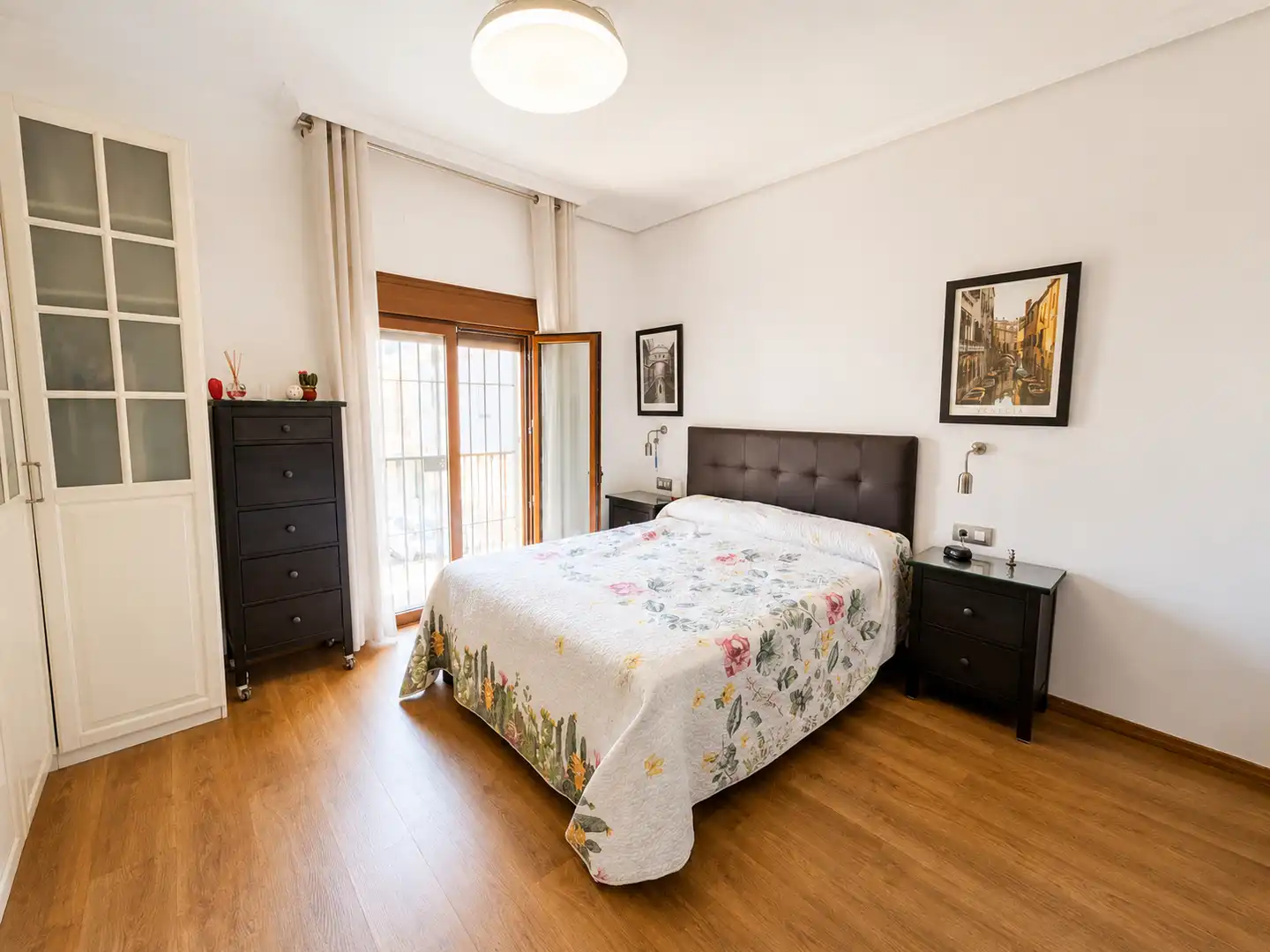 Dormitori de Casa o xalet en venda en La Rinconada amb Aire condicionat, Calefacció i Terrassa