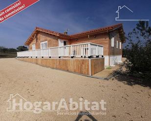 Vista exterior de Casa o xalet en venda en Chella amb Calefacció, Jardí privat i Terrassa