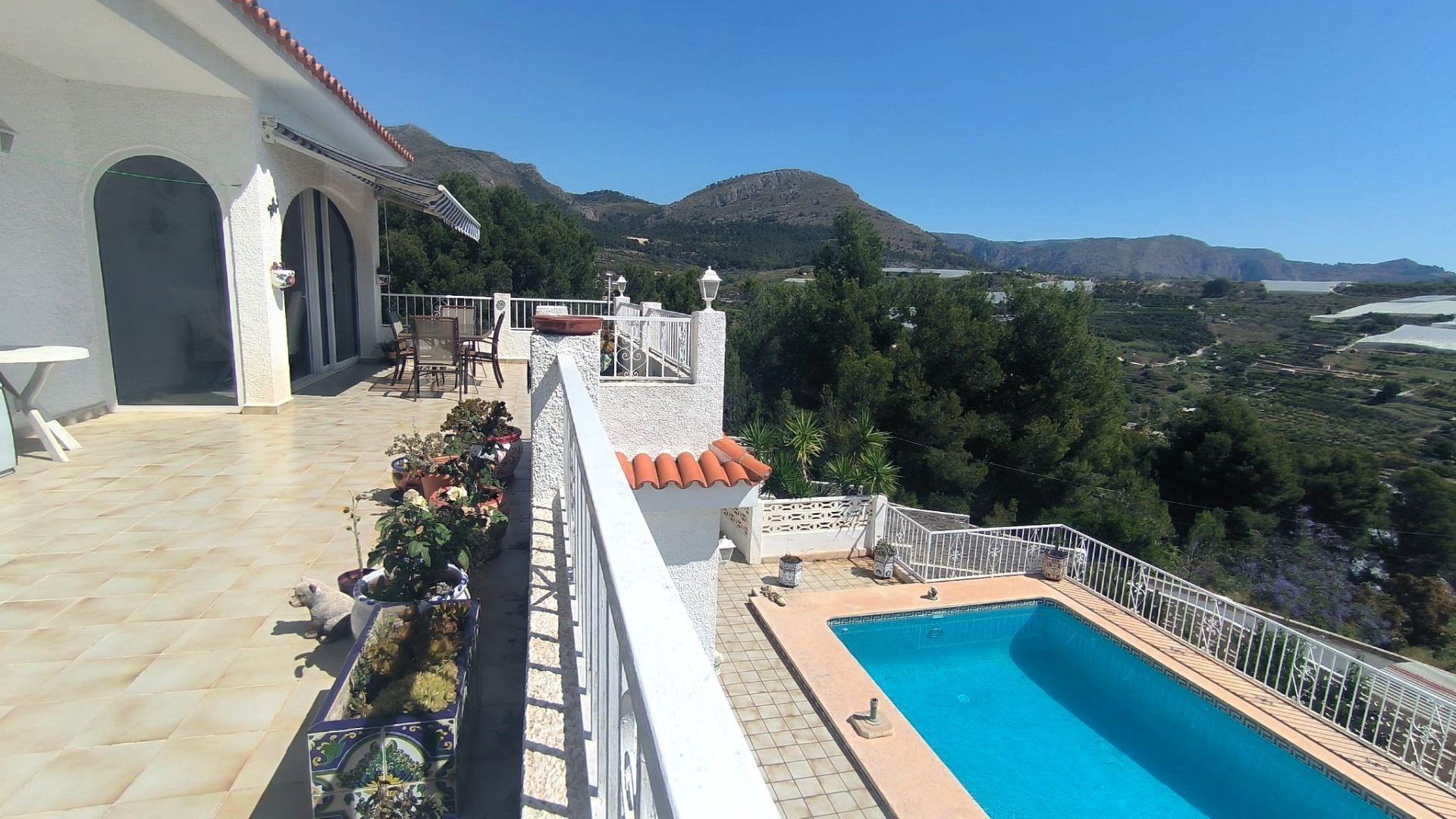 Exterior view of House or chalet for sale in Callosa d'en Sarrià  with Air Conditioner, Heating and Private garden