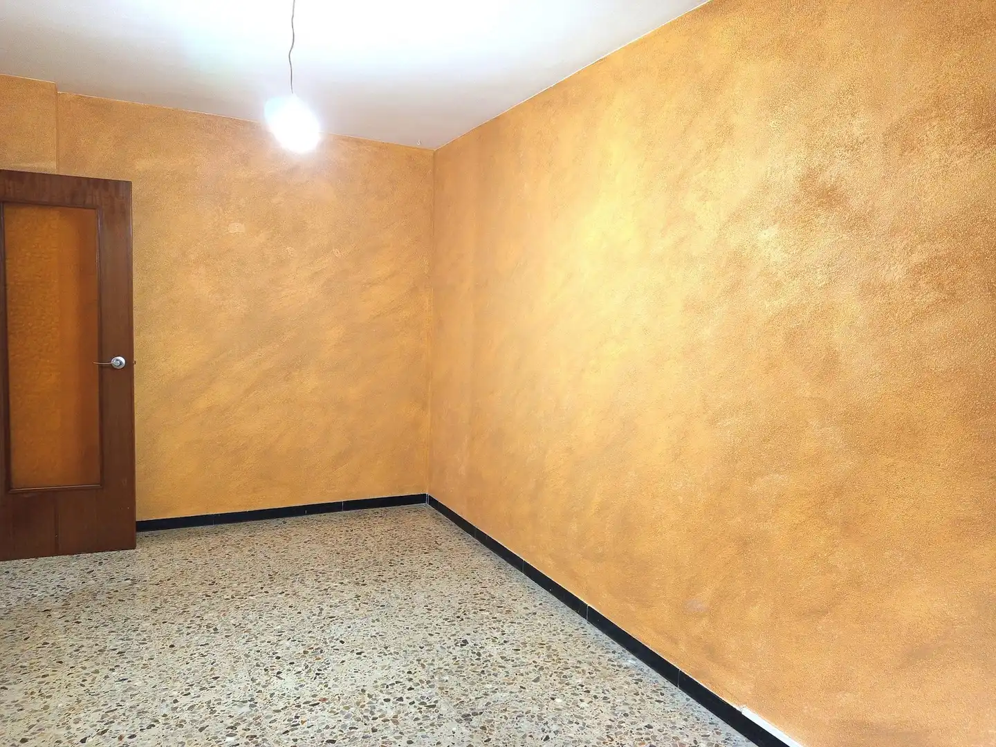 Flat for sale in Zaragoza  with Heating, Terrace and Balcony