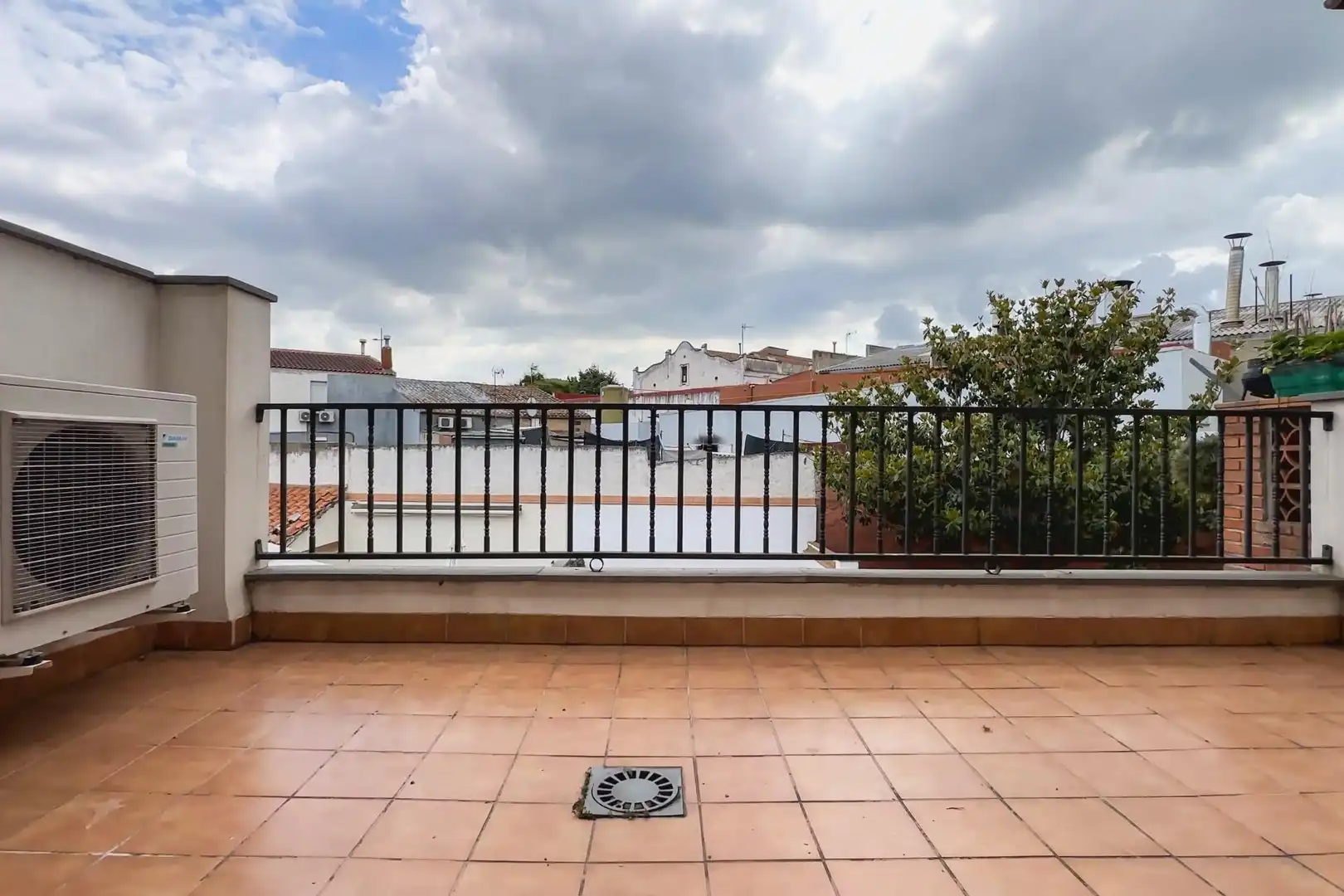 Terrassa de Casa adosada en venda en Sant Fost de Campsentelles amb Aire condicionat, Calefacció i Jardí privat