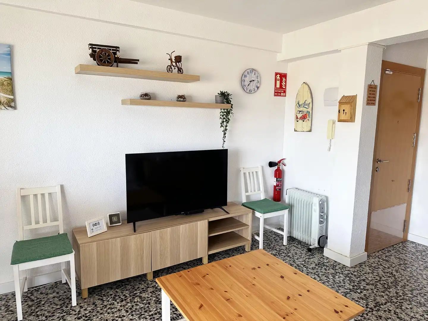 Sala de estar de Apartamento en venta en Tavernes de la Valldigna con Terraza y Amueblado