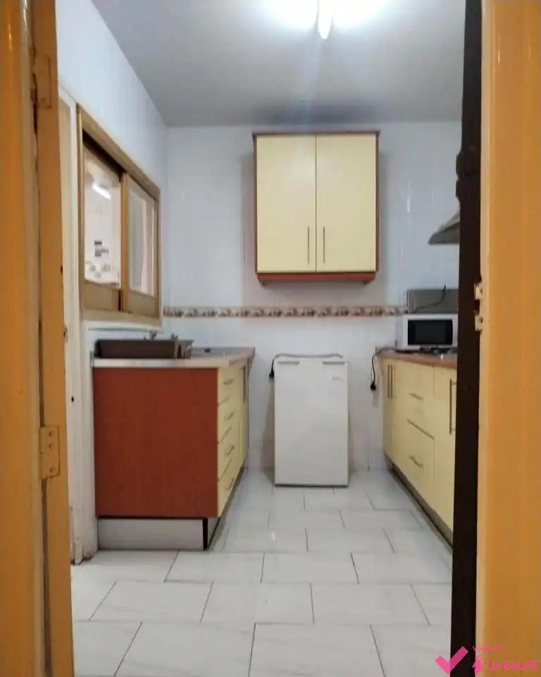 Cocina de Planta baja de alquiler en Granada con Amueblado