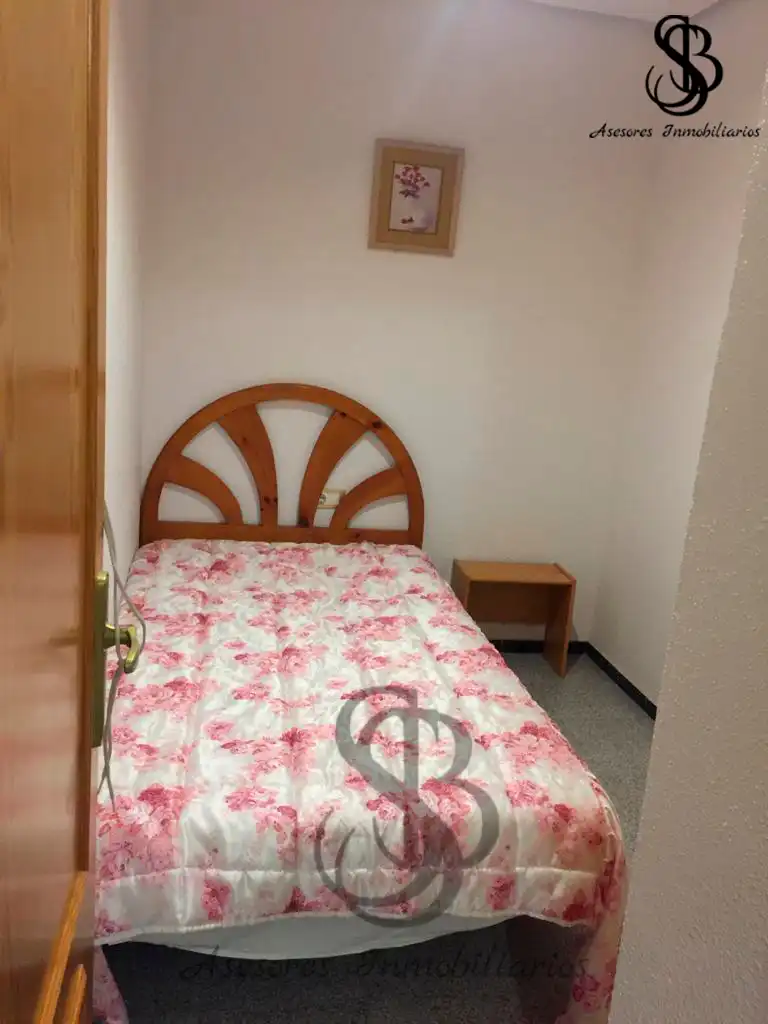 Doppelhaushälfte mit Terrasse zum Verkauf in Avinguda de Portugal, imagen 12