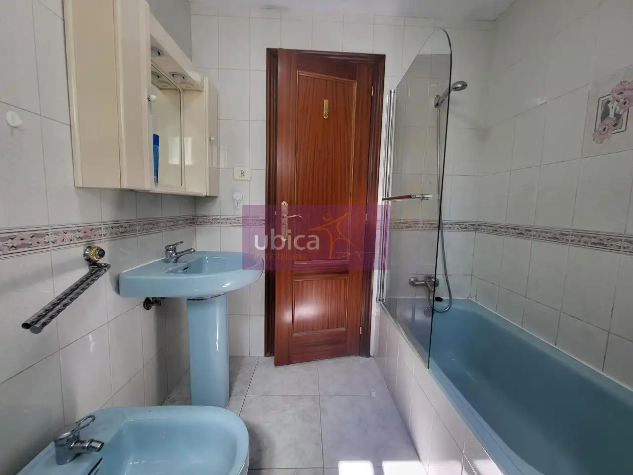 Baño de Piso en venta en Vigo  con Calefacción, Parquet y Terraza