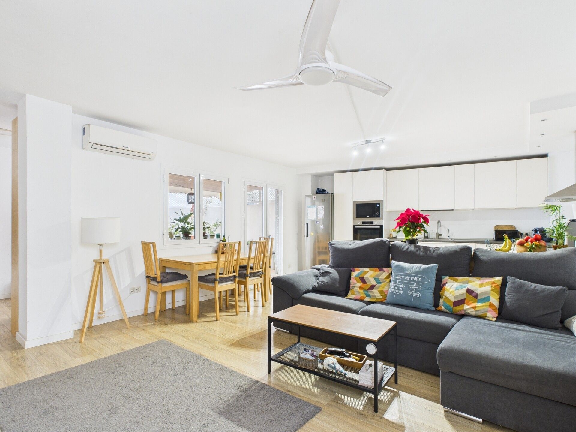 Living room of Apartment for sale in  Palma de Mallorca  with Air Conditioner, Terrace and Storage room