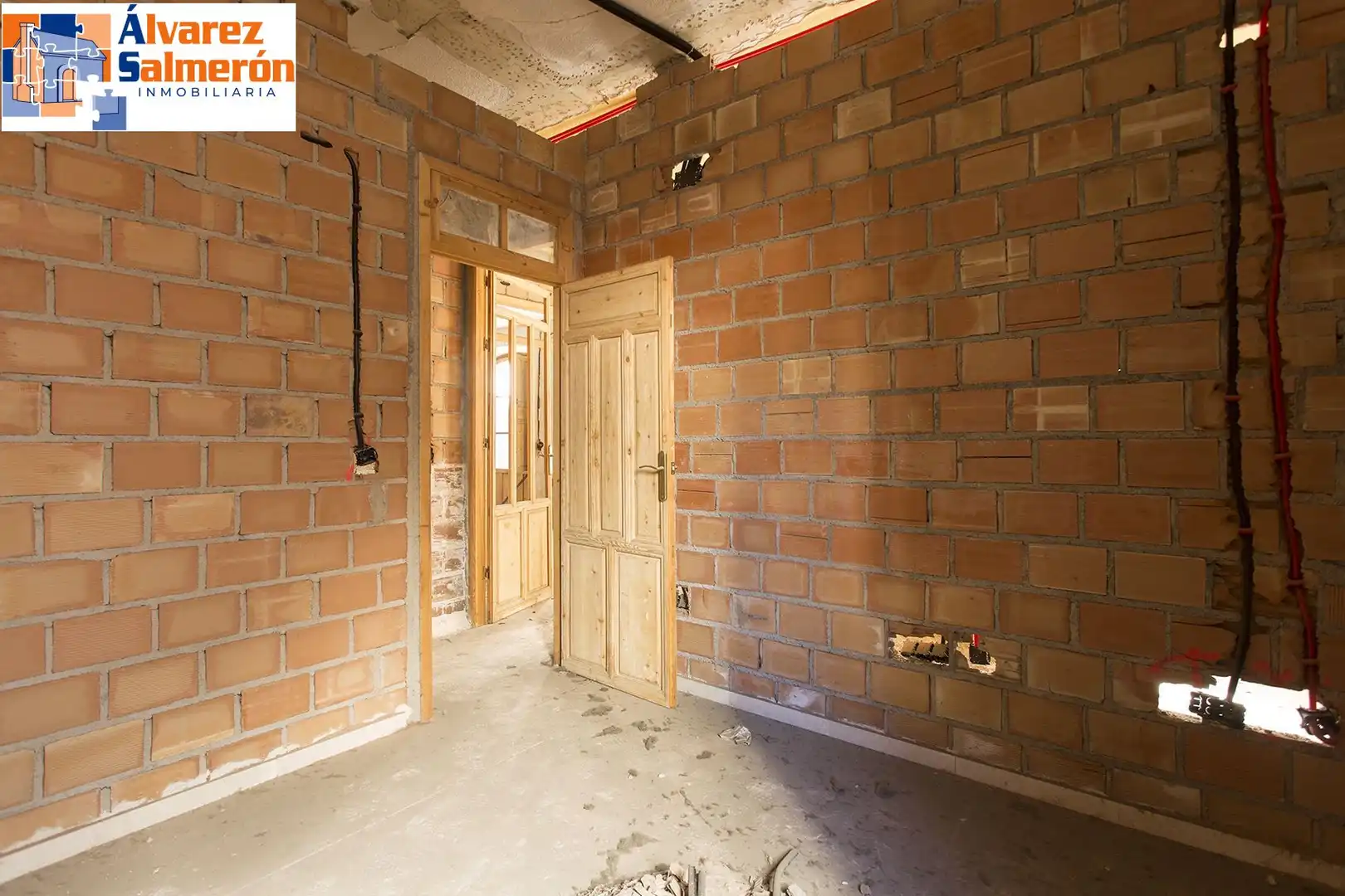 Flat for sale in Granada