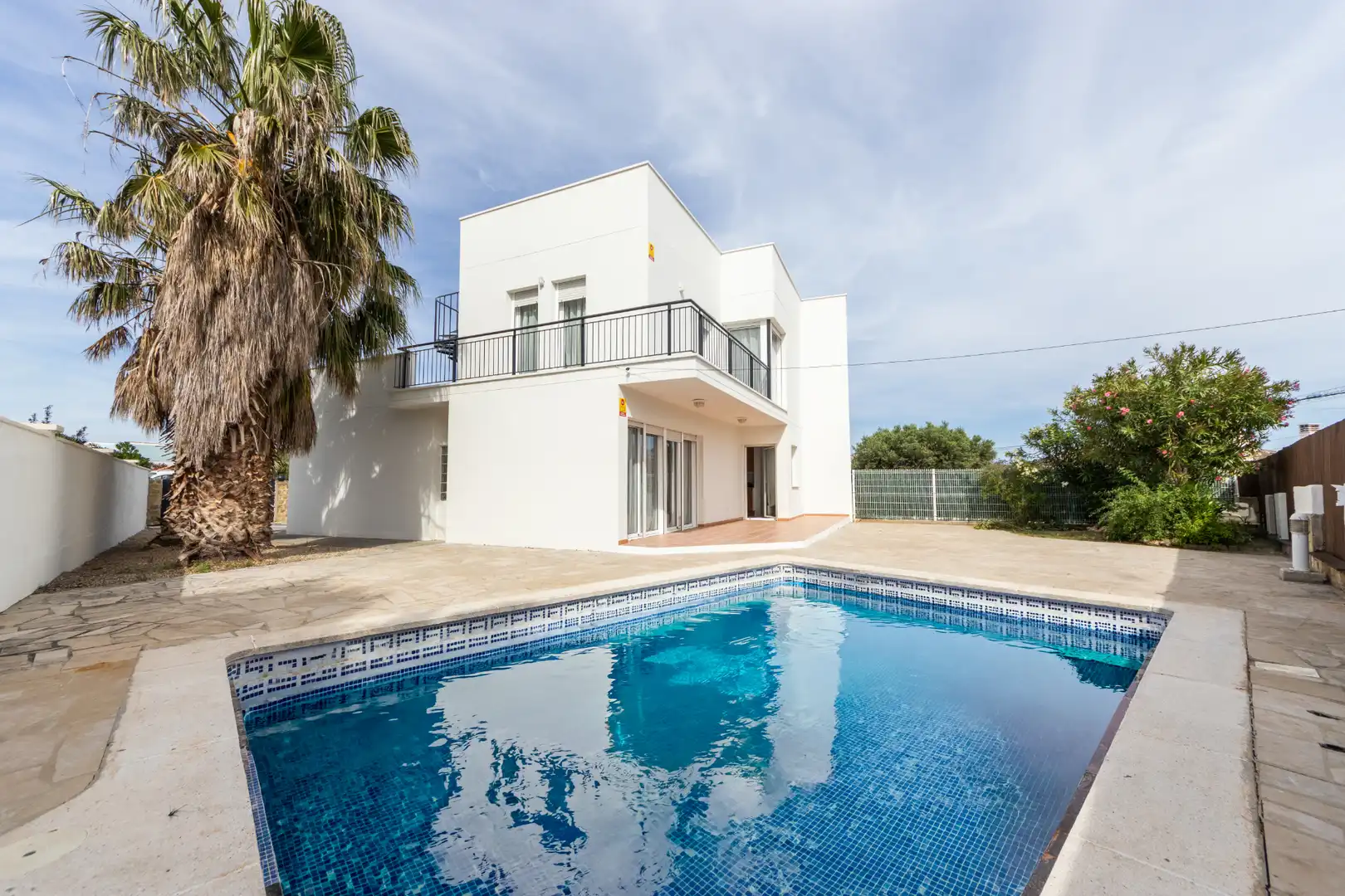 Piscina de Casa adosada en venda en L'Ametlla de Mar  amb Jardí privat, Terrassa i Piscina