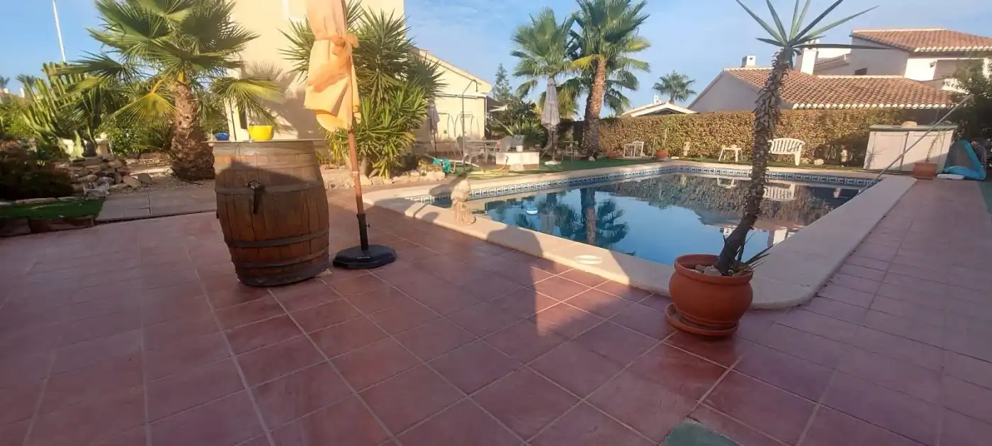 Piscina de Finca rústica en venda en Fuente Álamo de Murcia amb Aire condicionat, Calefacció i Jardí privat