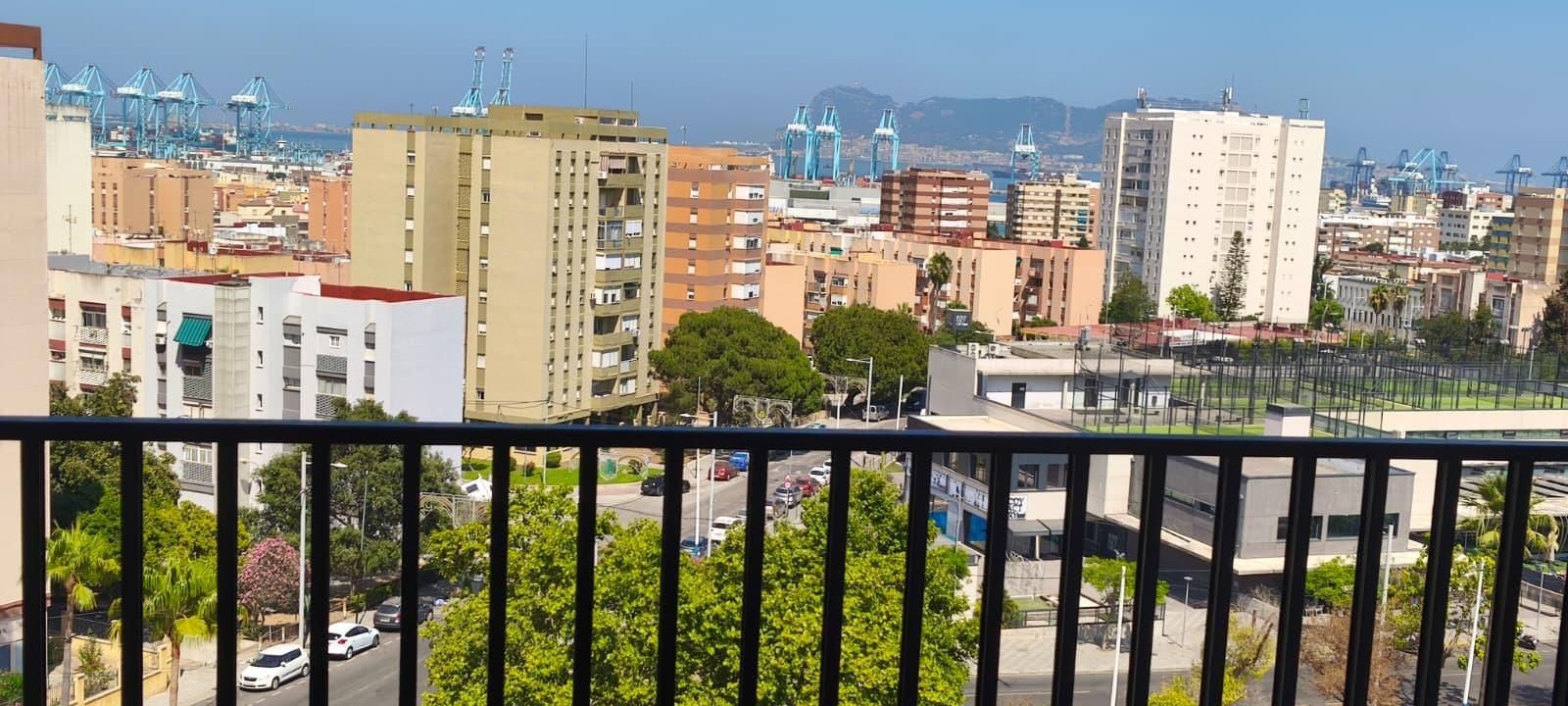 Exterior view of Flat for sale in Algeciras