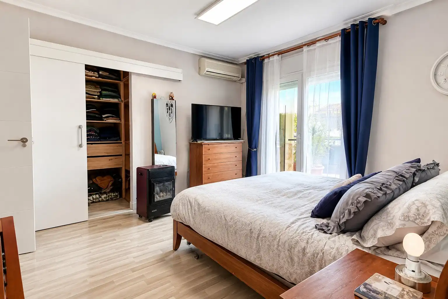Habitación de Casa o chalet en venta en San Pedro del Pinatar con Aire acondicionado, Calefacción y Parquet